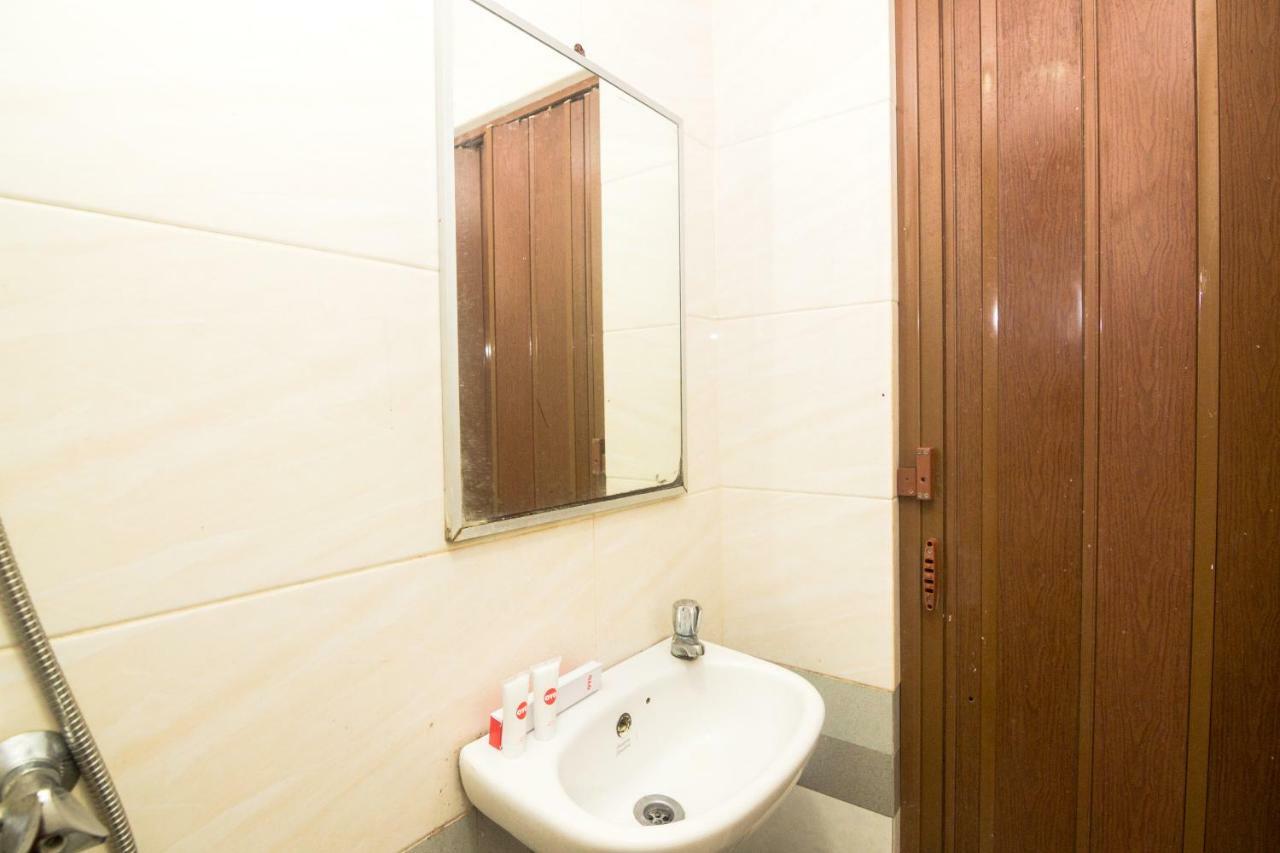 Oyo 1223 Hotel Bahari Batam Exterior photo